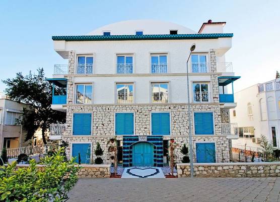 DAM HOTEL LARA 1