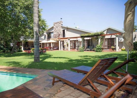 MacGregors Guest House 1