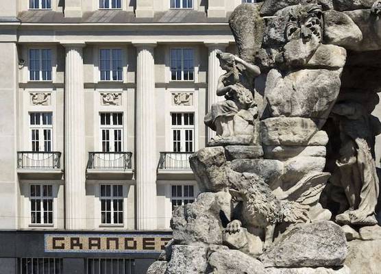 Grandezza Hotel Luxury Palace 1