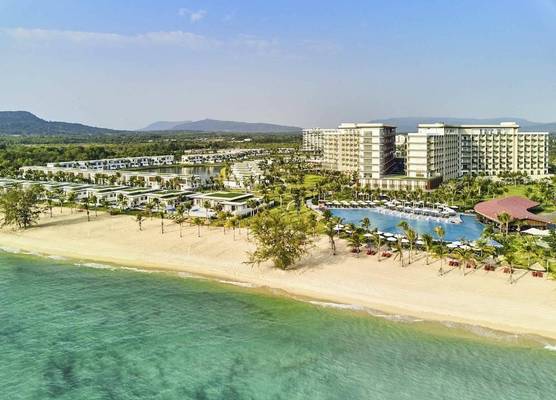 Mövenpick Resort Waverly Phu Quoc 1