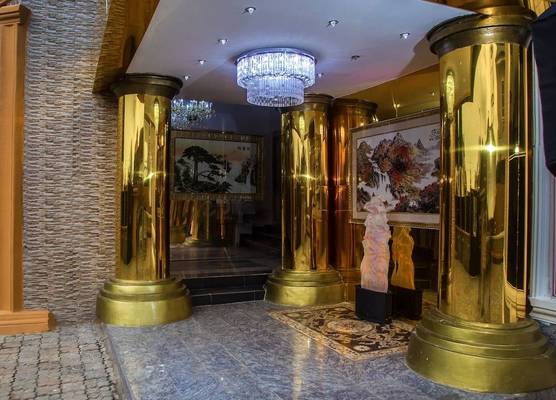 E-Luxe Suites Hotel 1
