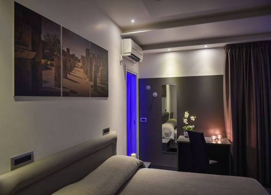 Pompei Inn Ruins B&B Luxury Suite 1
