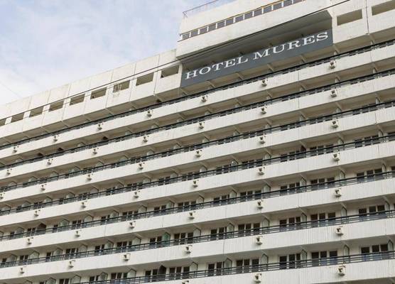 Hotel Mures 1