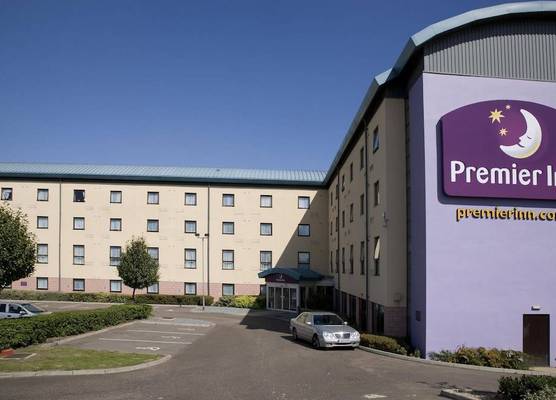 Premier Inn Thurrock West 1
