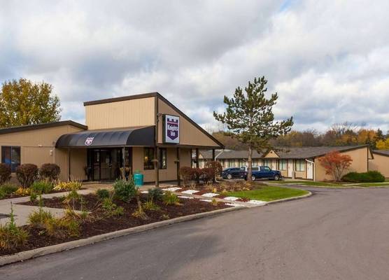 Knights Inn Flint 1