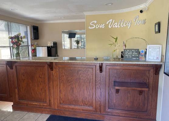 Sun Valley Inn 1