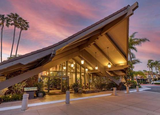 Best Western PLUS Island Palms Hotel & Marina 1