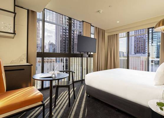Brady Hotels Jones Lane 1