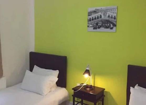 City View Hotel Roman Road 1