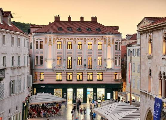 Piazza Heritage Hotel 1