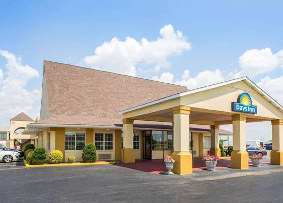 Days Inn by Wyndham Blytheville 1