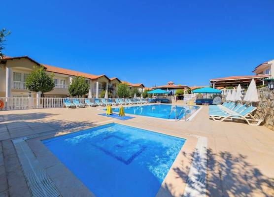 Larimar Suite Hotel 1