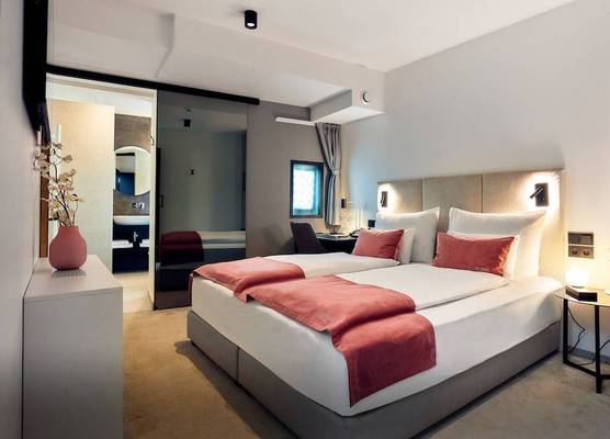 The Hotel Ljubljana 1