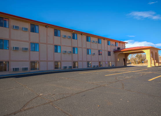 Econo Lodge Junction City I-70 Near Fort Riley 1