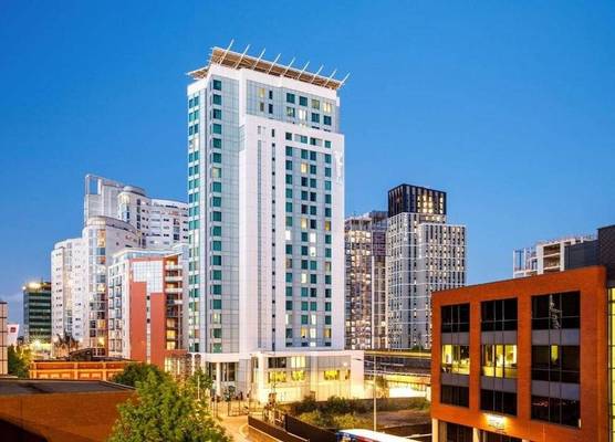 Majestic Hotel Cardiff 1