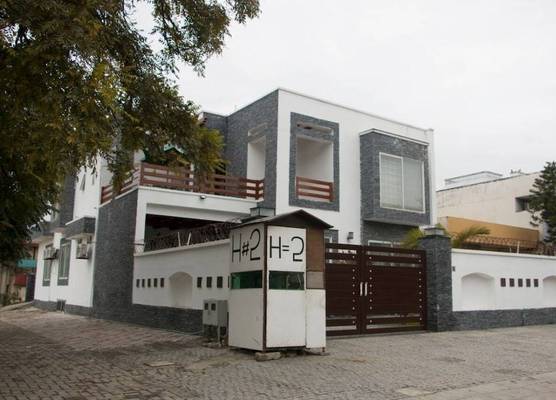 Crosswinds Guest House 1