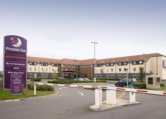 Premier Inn Heathrow Airport - M4/J4 1