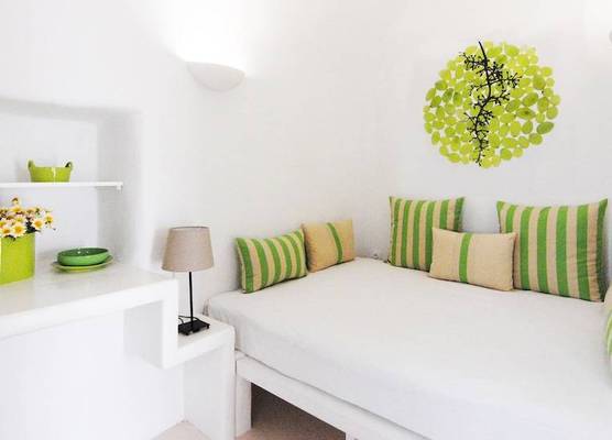 White Grape Suites 1