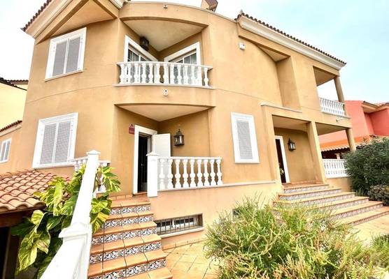 Duque Nest Hostel 1
