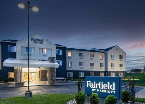 Fairfield Inn & Suites Jefferson City 1