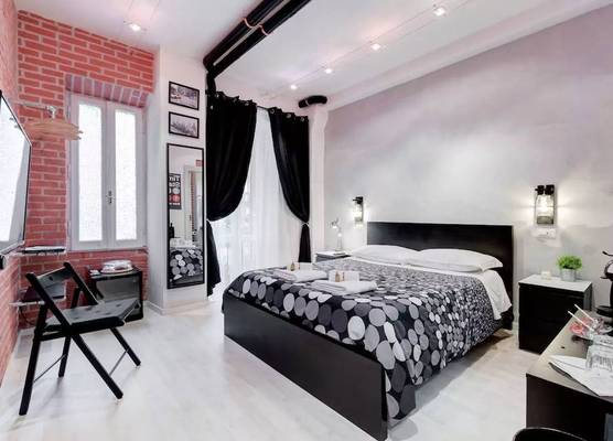 Moonlight Inn Guesthouse 1