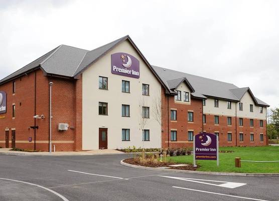 Premier Inn Redditch North - A441 1