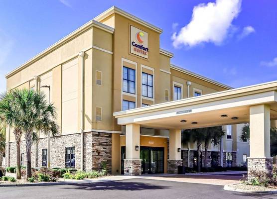 Comfort Suites Dunnellon near Rainbow Springs 1