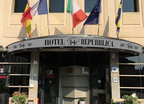 HR Hotel 1
