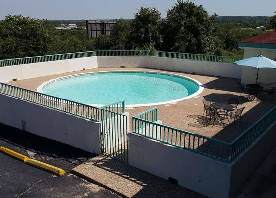 Americas Best Value Inn Bowie 1