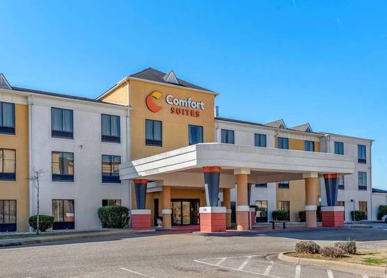 Comfort Suites Airport South 1