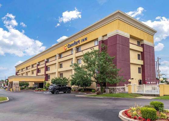Comfort Inn Tulsa Midtown 1