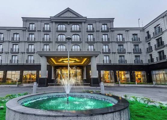 J's Signature Hotel 1