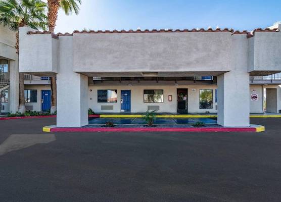 Rodeway Inn & Suites Rancho Mirage - Palm Desert Area 1
