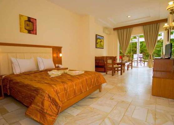 Porfi Beach Hotel 1