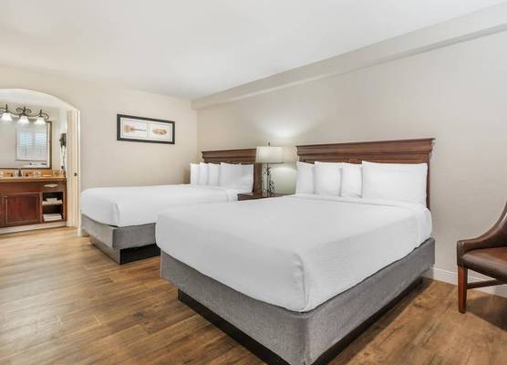 Best Western Rose Garden Inn 1