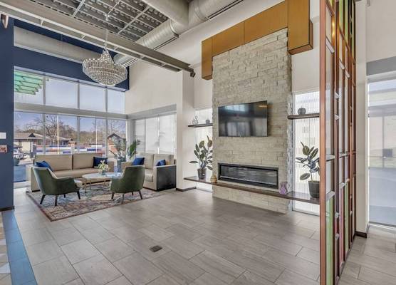 Baymont by Wyndham Kansas City North 1