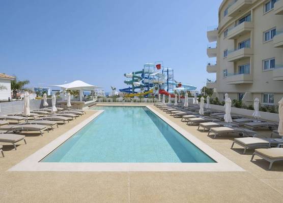 Sunrise Oasis Hotel & Waterpark 1