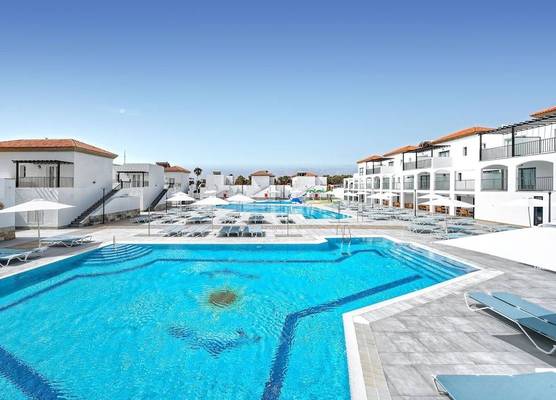 Broncemar Beach Suites 1