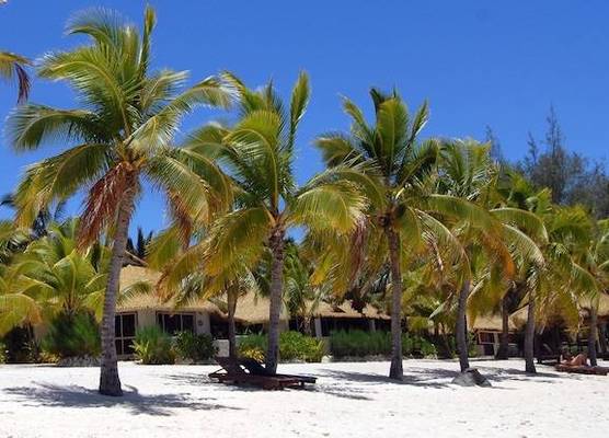 Crown Beach Resort & Spa 1