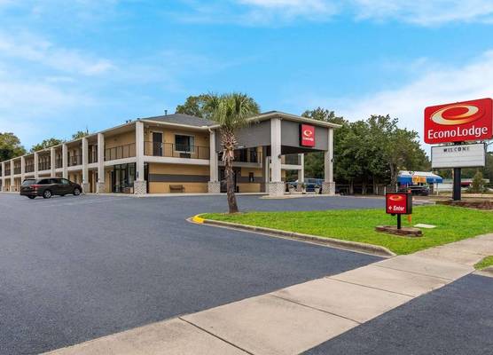 Econo Lodge Cheraw Market Street 1