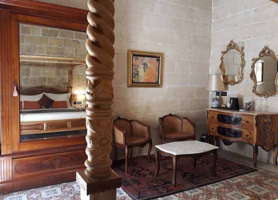 The 3Cities Auberge 1