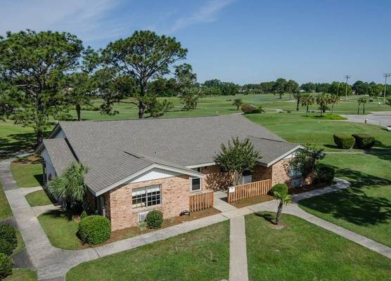 Cottages on the Green 1