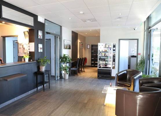 Adonis Paris Sud 1