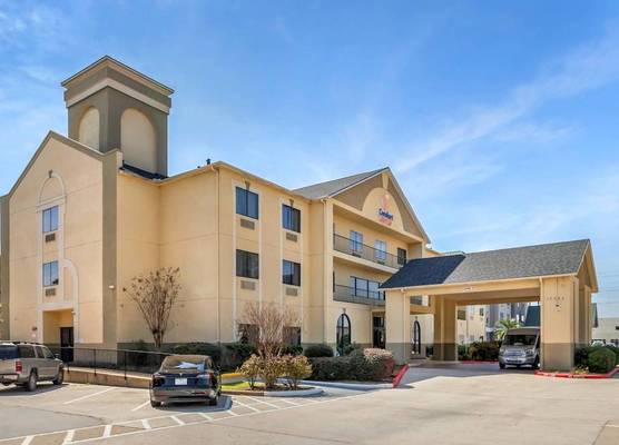 Comfort Suites Bush Intercontinental Airport 1