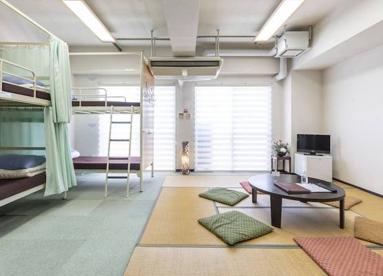 Omotenashi Hostel Miyajima 1