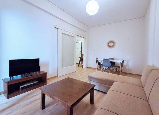 Comfortable Apt near Larissis Metro 1