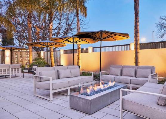 AC Hotel by Marriott Pleasanton 1