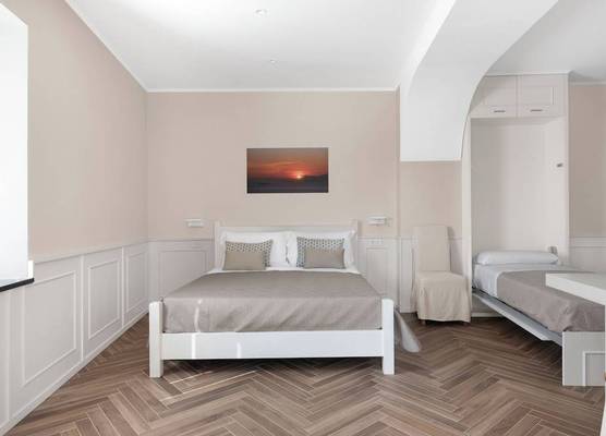 De Vivo Realty - Cyrus&Janus flats 1