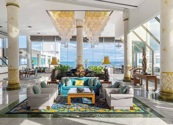 Royal Wing Suites & Spa Pattaya 1