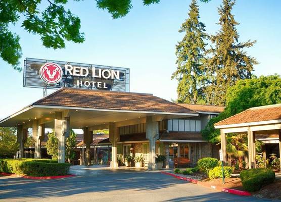 Red Lion Hotel Bellevue 1